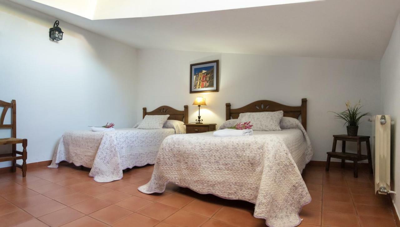 Apartamento 2 4/6 Pax Casa Rural El Sauce. A 2,5 Km De Cuenca Capital Ноалес Экстерьер фото