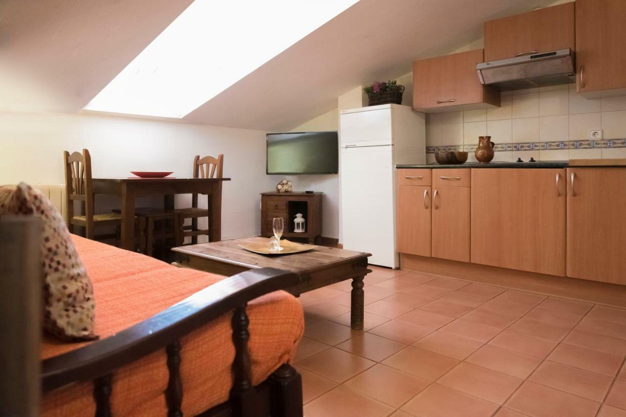 Apartamento 2 4/6 Pax Casa Rural El Sauce. A 2,5 Km De Cuenca Capital Ноалес Экстерьер фото