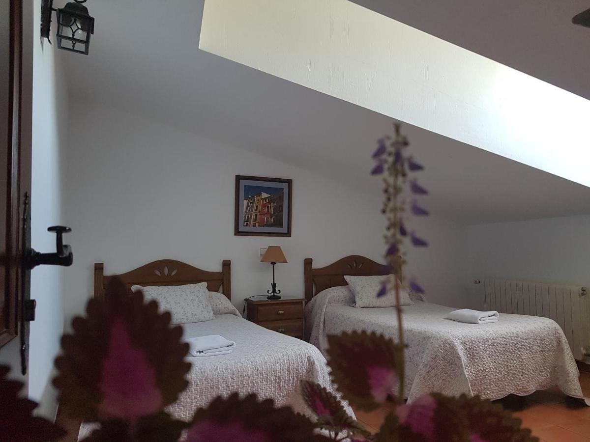 Apartamento 2 4/6 Pax Casa Rural El Sauce. A 2,5 Km De Cuenca Capital Ноалес Экстерьер фото